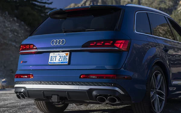 Cars wallpapers Audi SQ7 TFSI (Ascari Blue Metallic) US-spec - 2025