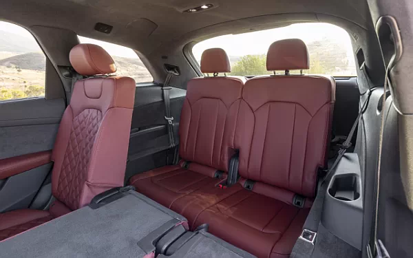 Cars wallpapers Audi SQ7 TFSI Black Optic Package (Daytona Grey) US-spec - 2025