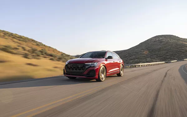 Cars wallpapers Audi SQ8 TFSI quattro (Chili Red Metallic) US-spec - 2025