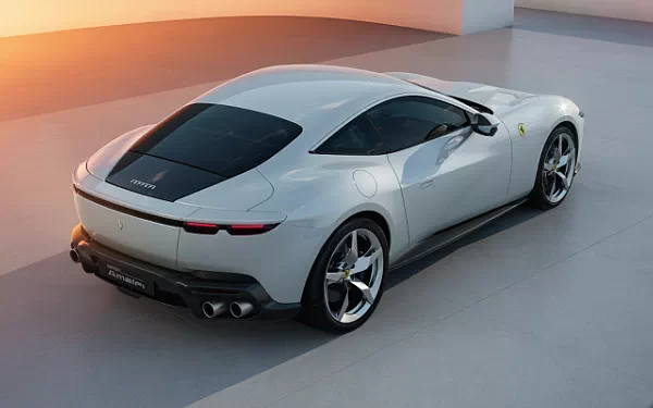 Cars wallpapers Ferrari Amalfi (Bianco Artico) - 2025