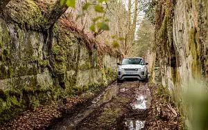 Cars wallpapers Range Rover Evoque P300 HSE R-Dynamic Black Pack UK-spec - 2019