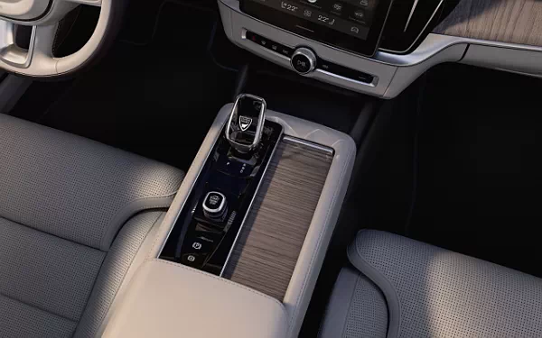 Cars wallpapers Volvo S90 T8 Recharge - 2025
